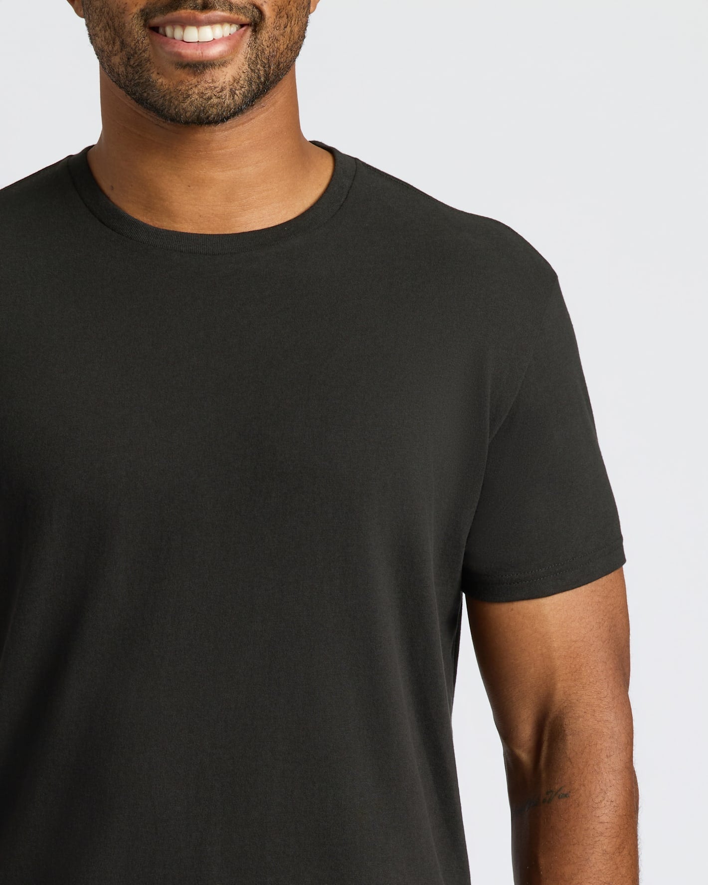 All Black Classic Curved Hem Crew Neck 3-Pack