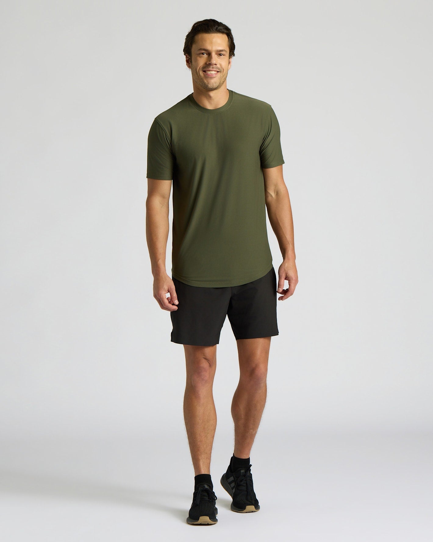 Grove Active Curved Hem Crew